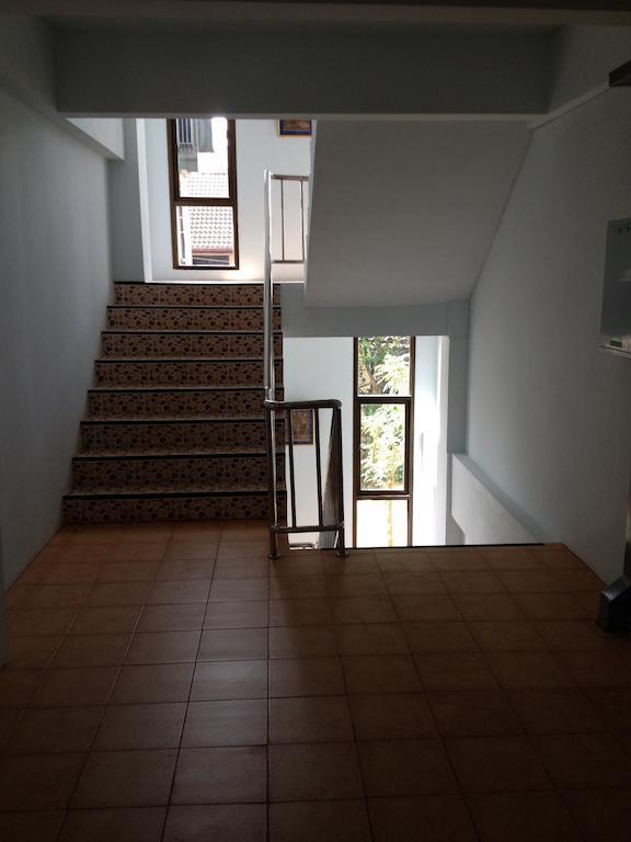 Baan Mitreejit Apartment Surat Thani Bilik gambar