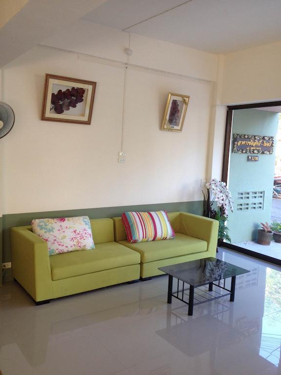 Baan Mitreejit Apartment Surat Thani Luaran gambar